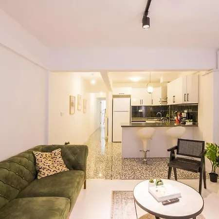 Charming 1br House Wpatio And Ac In Nianta * Estambul