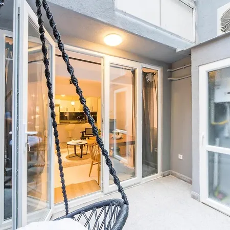 Appartamento Charming 1br House Wpatio And Ac In Nianta Provincia di Istanbul