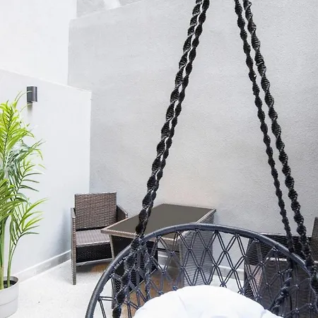 Appartamento Charming 1br House Wpatio And Ac In Nianta